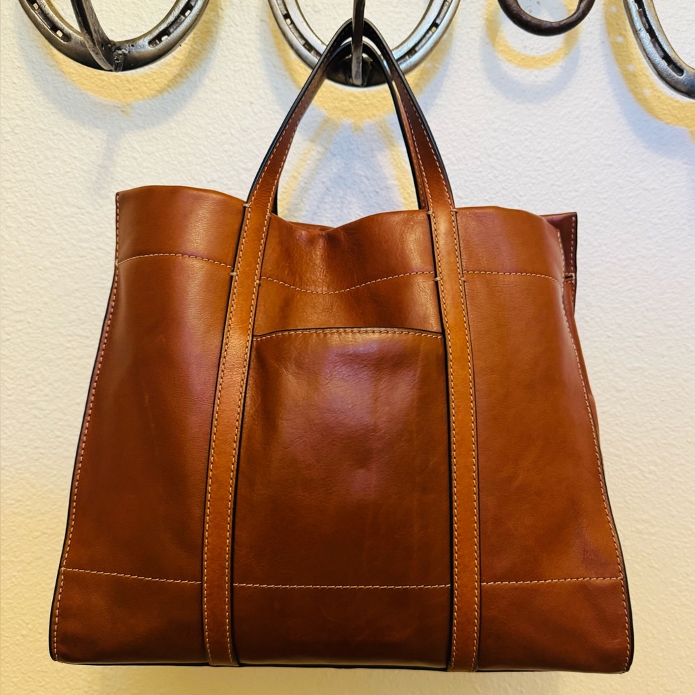Fossil Carmen Tote Bag EUC - Picture 4 of 16